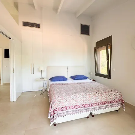 Eucalyptus 2019 Floor Two-balconies Beachfront Frínion