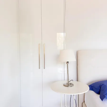 Eucalyptus 2019 Floor Two-balconies Beachfront Apartment