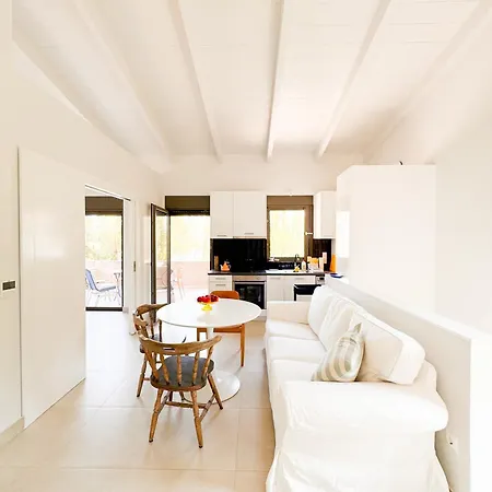 Apartment Eucalyptus 2019 Floor Two-balconies Beachfront Frínion