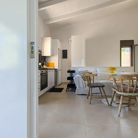 Eucalyptus 2019 Floor Two-balconies Beachfront Frínion