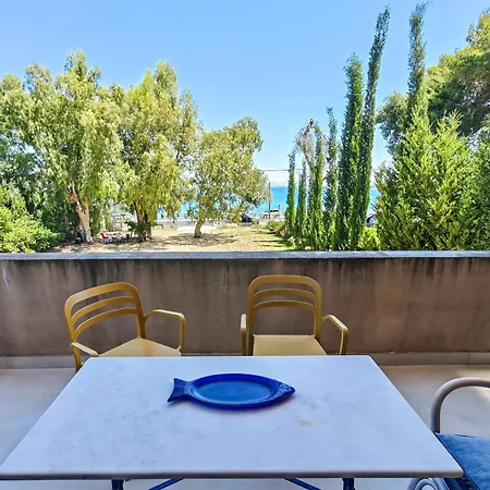 Eucalyptus 2019 Floor Two-balconies Beachfront * Frínion