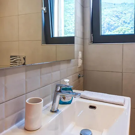 Apartment Eucalyptus 2019 Floor Two-balconies Beachfront *