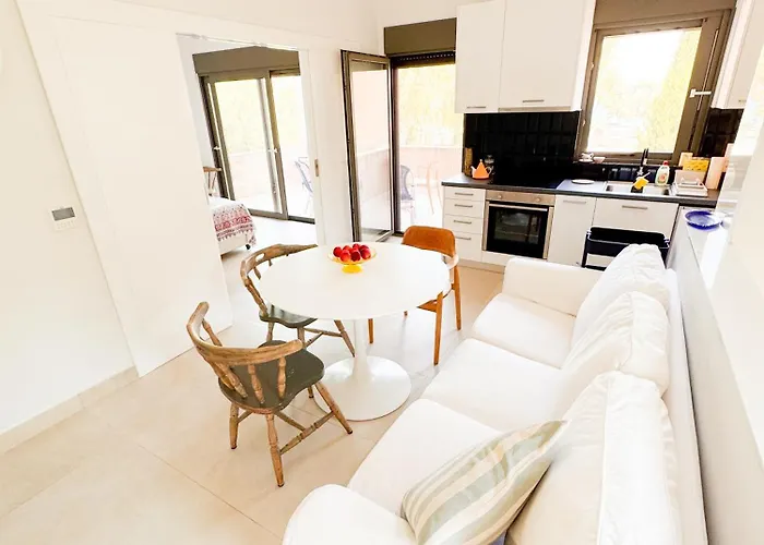 Apartamento Zen Beachfront Apartment *