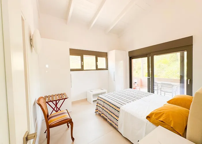 Апартаменты Zen Beachfront Apartment Лефкада